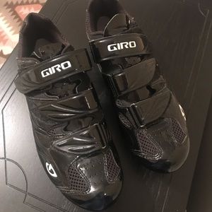 Giro cycling shoes with cleats